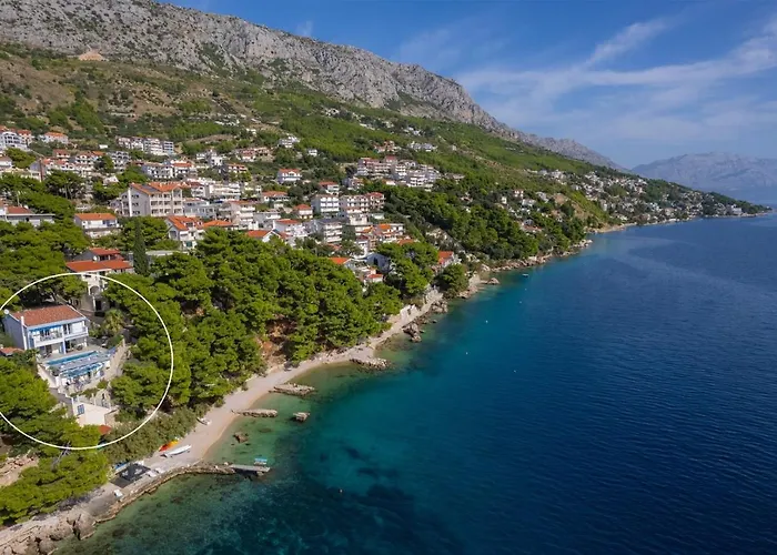 Seafront Azzurro With Heated Pool *