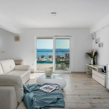 Seafront Azzurro With Heated Pool Villa Stanici