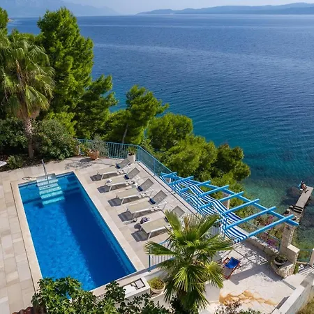 Seafront Azzurro With Heated Pool Villa Stanici