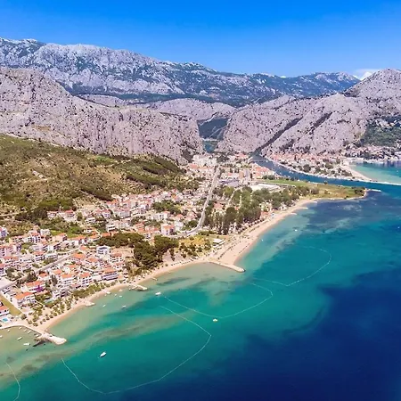 Seafront Azzurro With Heated Pool Villa