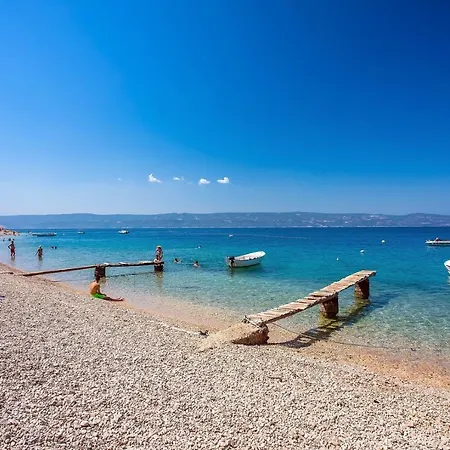 Seafront Azzurro With Heated Pool Villa